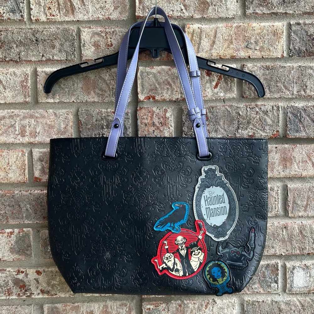 🍒💣 Loungefly Disney Parks Haunted Mansion tote bag.